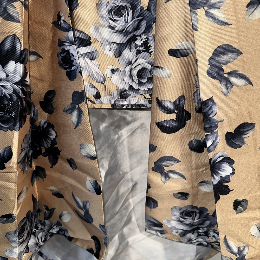 Jealous Tomato Blue /‎ Gold Floral Skirt  Size Small - Picture 3 of 11